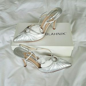 NWT Vintage Manolo Blahnik 4" stiletto heels 39.5 Piggino Napa silver